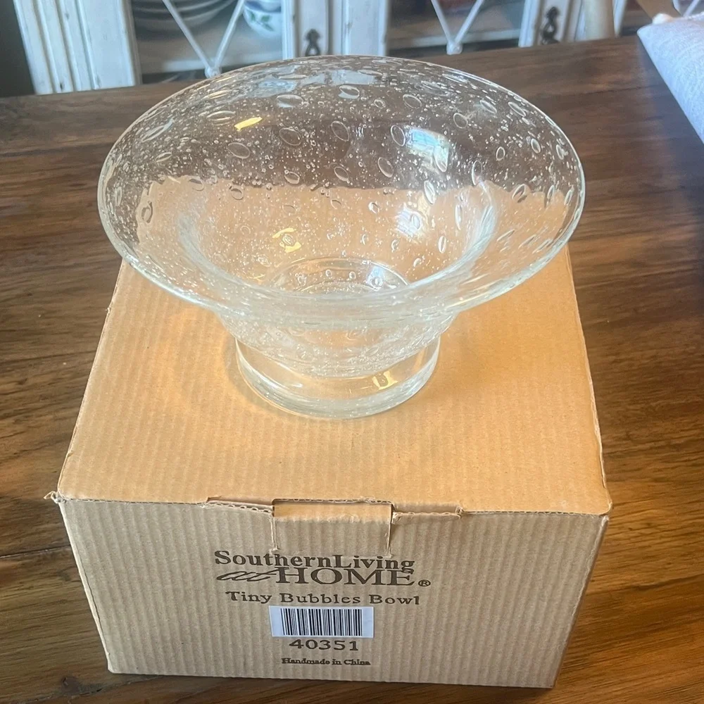 Southern Living at Home, Tiny Bubbles Bowl. - Picture 1 of 3